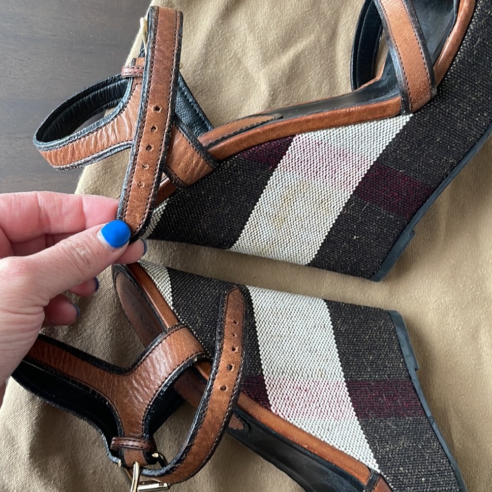 Burberry | Wedge Heel Sandals - Picture 9 of 9